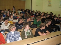 Obisk dr. Romane Jordan na Gimnaziji Lava v Celju, 8. 11. 2012.
