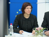 Novinarska konferenca pred zasedanjem EP, Hiša Evropske unije v Ljubljani, 16. 10. 2009: dr. Romana Jordan Cizelj